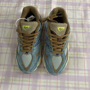 New Balance Colorful Vitality Running Shoes